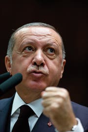 Der türkische Präsident Recep Tayyip Erdogan. (Bild: Burhan Ozbilici/AP (Ankara, 6. November 2018))