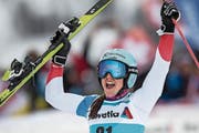 Freut sich nach der enttäuschenden Qualifikation über ihren dritten Rang: Wendy Holdener. (Bild: Gian Ehrenzeller/Keystone (St. Moritz, 9.12.2018))