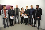 Die Preisträger (von links) Benjamin Kluser, Luca Gisler, Hanspeter Keller, Vreny Wyrsch, Franziska Brücker, Felix Gisler und Simon Ledergerber. (Bild: Urs Hanhart (Altdorf, 8. Dezember 2018))