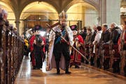 Guugger-Gottesdienst mit den Chottlebotzer Lozärn in der Hofkirche. (Bild: Dominik Wunderli / Neue LZ)