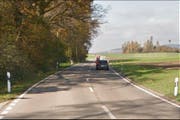 Bei der Blickensdorferstrasse in Baar sind Belagsarbeiten notwendig. (Bild Google Maps)