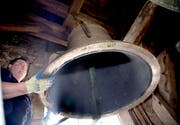 Die Glocke in der Pfarrkirche Beinwil. (Archivbild André Albrecht/Neue LZ)