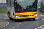 Ein Postauto unterwegs im Kanton Luzern (Symbolbild). (Bild: Eveline Beerkircher)
