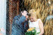 Männer empfinden heiraten als besonders mutig – weil sie Verantwortung übernehmen müssen. (Bild: Getty)