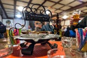 Der Stammtisch im Restaurant Löwen in Baar ist gut besucht. Hier wird viel diskutiert, auch über die geplante Asylunterkunft. (Bild Christian H. Hildebrand)