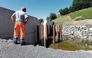 Beim Sammelbecken des Lutisbachs an der Erlibergstrasse wird das Geschiebe künftig aufgehalten. (Bild: Stefan Kaiser (Ägeri, 26. Juni 2017))
