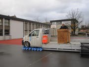Markus Baumann, Vorsteher Verkehr und Sicherheit, hält die Begrüssungsrede. (Bild: Andrea Muff)