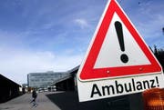 Der Zuger Rettungsdienst wird ab 2015 von Schutz & Rettung Zürich unterstützt. (Bild: Werner Schelbert / Neue ZZ)