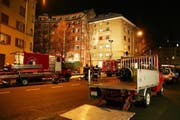 Die Einsatzkräfte vor Ort. (Bild René Meier/Zisch)