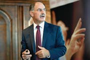 Ethos-Präsident Dominique Biedermann steht in der Kritik. (Bild: Walter Bieri/Keystone (Zürich, 29. September 2016))