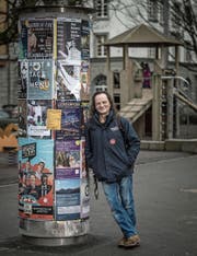 Der Spielturm war früher schon mal sein Schlafplatz: Fritz (49) im Vögeligärtli. (Bild: Pius Amrein (Luzern, 20. Dezember 2017))