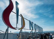Das Novartis-Logo auf einem Gebäude im Klybeck-Areal in Basel. (Bild: Georgios Kefalas/Keystone (Basel, 30. März 2017))