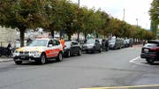Fahrzeugkonvoi an der Bahnhofstrasse (Bild: Michael Gründeler, 19.09.2017, Luzern)