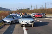 Die Unfallstelle kurz vor der Ausfahrt Küssnacht. (Bild: Zuger Polizei)