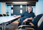 Der Zuger Unternehmer Andreas Kleeb weibelt im Augenblick in der ganzen Schweiz für die Initiative «No Billag». (Bild: Maria Schmid (Baar, 10. Januar 2018))