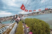 Grosse Fahrgeschäfte wie der Kettenflieger «Condor» standen bisher an der Määs auf dem Inseli. (Bild: Philipp Schmidli (Luzern, 1. Oktober 2016))