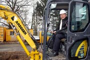 Dr. med. Beat Villiger, Spitalratspräsident LUKS beim Spatenstich. (Bild: PD)