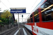 Zwischen der Kantonsgrenze und dem Bahnhof Matt soll die Zentralbahn mit einer Doppelspur ausgestattet werden. (Bild: Geri Wyss)