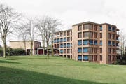 Die Fassade des Schulhauses Röhrliberg I soll erhalten bleiben. (Bild: Visualisierung / PD)