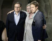Michael Haefliger (Lucerne Festival), Birgit Aufterbeck (Stiftung Luzerner Theater) und Theater-Intendant Benedikt von Peter (v. l.) bei der Bekanntgabe des Entscheids des Kantonsrates gegen den Salle-Modulable-Kredit. (Bild: Nadia Schärli (Luzern, 12. September 2016))