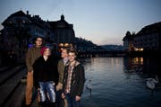 Roman Stadelmann (links), Lea Fuchs, Nico Planzer und Till Haechler sind Hauptinitianten des Luzerner Jugendparlaments. (Bild: Manuela Jans / Neue LZ)