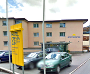 Die Tury AG hat für 9 Millionen Franken die zwei Cresta-Hotels in Davos gekauft. Im Bild das Cresta-Viersternhotel in Davos. (Bild: Google Street View)