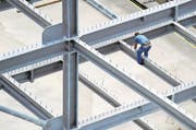 Osteuropäische Länder sehen Billigarbeiter als strategischen Vorteil gegenüber Westeuropa. (Bild: Steffen Schmidt/Keystone (Kloten, 12. Juli 2012))