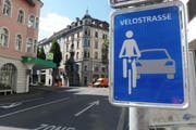 So sieht das neue Verkehrsschild bei der Einmündung in die Bruchstrasse aus. (Bild: zvg/Stadt Luzern)