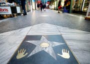 Amerika im ganz Kleinen: der Zuger «Walk of Fame». (Bild: Stefan Kaiser)