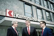 Die Führungsspitze der NKB: (von links) Philipp Müller, Christian Waser und Heinrich Leuthard. (Bild: Pius Amrein (Stans, 28. Januar 2016))