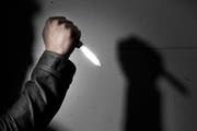 In der Stadt Luzern wurde ein 21-jähriger Mann aus Eritrea mit einem Messer schwer verletzt – Symbolbild. (Archivbild Pius Amrein / Neue LZ)