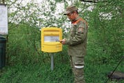 Der intelligente Briefkasten ist mit einem Display und Sensoren ausgestattet. (Bild: . Bild: St. Galler Stadtwerke)