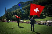 Wer die drei Lieder komponiert und getextet hat, ist noch geheim. (Bild: Pius Amrein / Neue LZ)