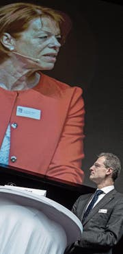 Annemarie Bürkli forderte von Bildungsdirektor Reto Wyss mehr Wertschätzung. (Bild: Pius Amrein (Sursee, 22. November 2017))