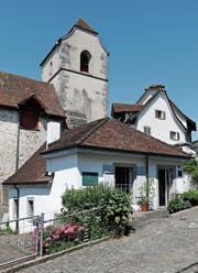 Das ehemalige Waschhaus bei der Liebfrauenkirche ist eines von zwei, die in Zug noch existieren. Heute ist es ein Atelier. (Bild: Stefan Kaiser (19. Juni 2017))