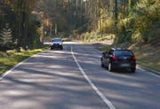 Im Baustellenbereich wird die Blickensdorerstrasse nur einspurig befahrbar sein. (Bild: Google Maps)
