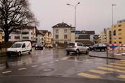 Der Kreisel in Siebnen soll unter anderem die Kreuzung mitten im Dorf entlasten. (Bild: PD)