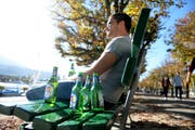Soll im Kanton Luzern nicht verboten werden: Alkohol im öffentlichen Raum. (Bild: Neue LZ / Nadia Schärli)