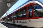 Während rund 40 Minuten lief zwischen Stansstad und Engelberg nichts mehr. Eine Stellwerkstörung legte die Zentralbahn-Züge lahm. (Symbolbild) (Bild: Matthias Piazza / Neue NZ)