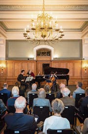 Nicholas Angelich (Klavier), Ning Feng (Violine) und Edgar Moreau (Cello) an der Matinee vom Sonntag im Queen-Victoria-Saal des Hotels Pilatus-Kulm. (Bild: Philipp Schmidli (Pilatus-Kulm, 5. November 2017))