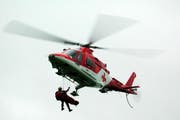 Für die Bergung der tödlich Verunfallten stand auch die Rettungsflugwacht im Einsatz. (Symbolbild) (Bild: Archiv / Neue SZ)