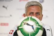 Zeichnet Vladimir Petkovic aus: Ehrlichkeit sich und den Spielern gegenüber. (Bild: Urs Lindt/Freshfocus (Genf, 24. März 2017))