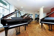 Am neuen Standort in Ebikon sind die Pianos im zweiten Stock anzutreffen. Das Bild stammt vom Standort Luzern. (Bild: PD)