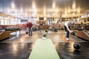 Die Kegelsporthalle Allmend in Luzern: einer der wenigen Orte im Kanton, wo noch rege gekegelt wird. (Bild: Manuela Jans-Koch (Luzern, 18. Januar 2018))