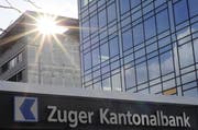 Die Zuger Kantonalbank zahlt Geld zurück. (Bild: Archiv)