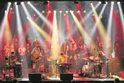 Hanreti mit den Gospel-Singers Stans am Dienstag im Kollegium St. Fidelis. (Bild: Philipp Schmidli (Stans, 10. April 2018))
