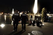 Polizeipatrouille auf dem Europaplatz in Luzern. (Bild: Nadia Schärli/Neue LZ)