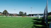 Die Fussballplatzanlage im Eschfeld soll saniert und erweitert werden.Bild: Stefan Kaiser (Steinhausen, 7. September 2016)