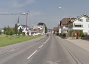 Der Unfall ereignete sich eingangs von Schötz. (Bild: Google Street View)
