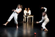 Spannung zwischen Musik und theatralischem Ausdruck, aber auch zwischen barocker Rhetorik und moderner Technologie. (Bild: Boris Bürgisser)